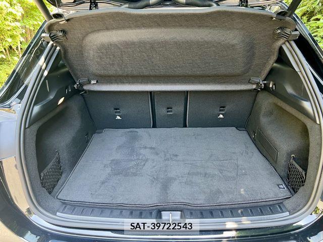 Mercedes Benz EQA 2025-02 8208659-6