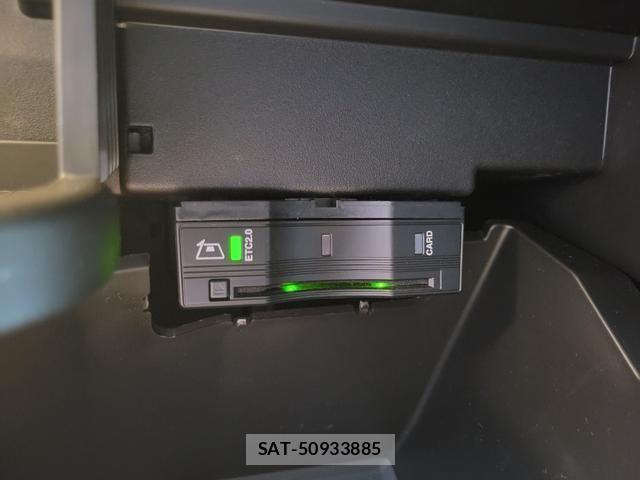 Mercedes Benz EQA 2022-03 8354924-8