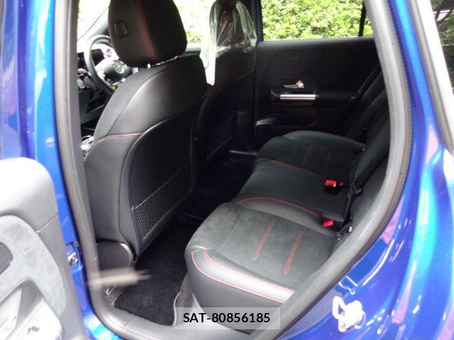 Mercedes Benz EQA 2024-10 8413544-13