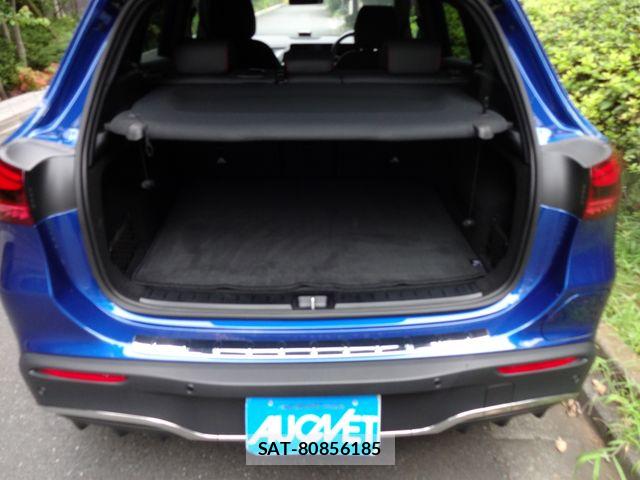 Mercedes Benz EQA 2024-10 8413544-8