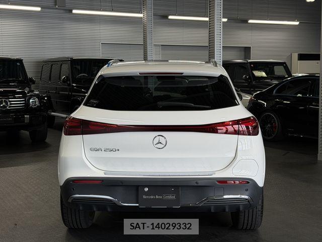 Mercedes Benz EQA 2025-01 8525724-3