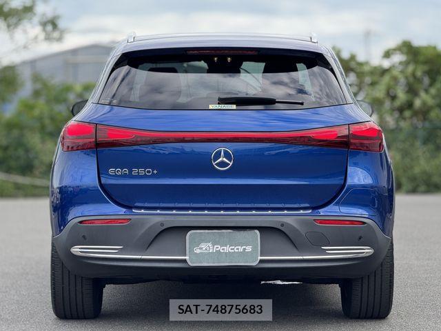 Mercedes Benz EQA 2024-12 8883898-22