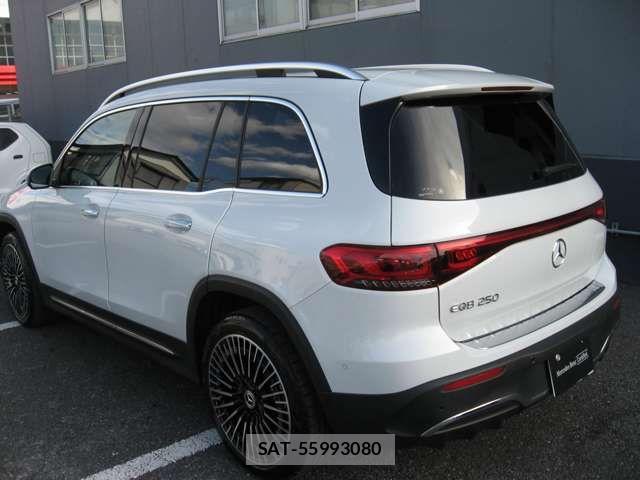 Mercedes Benz EQB 2024-03 1313911-15