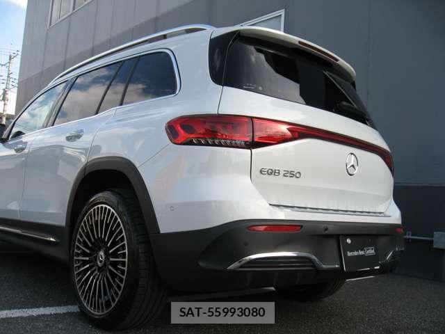 Mercedes Benz EQB 2024-03 1313911-16