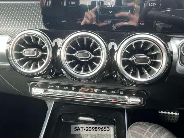 Mercedes Benz EQB 2023-09 1405130-6