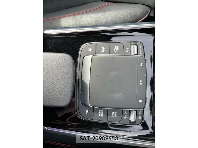 Mercedes Benz EQB 2023-09 1405130-10