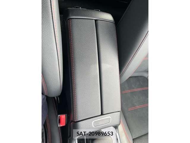 Mercedes Benz EQB 2023-09 1405130-11