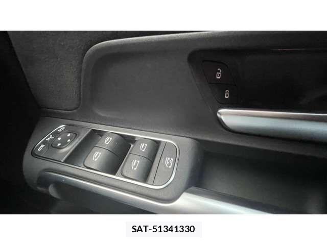 Mercedes Benz EQB 2024-12 2670037-10