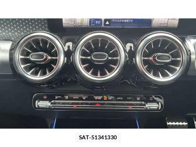Mercedes Benz EQB 2024-12 2670037-14