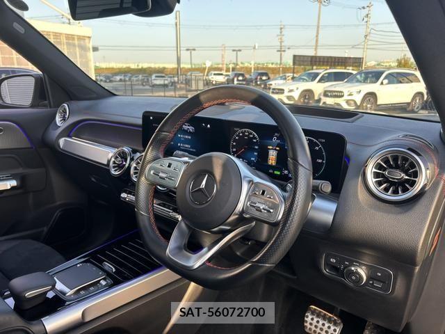 Mercedes Benz EQB 2023-07 4326889-1
