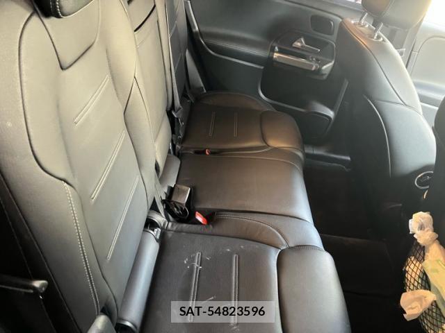 Mercedes Benz EQB 2022-12 4596362-11