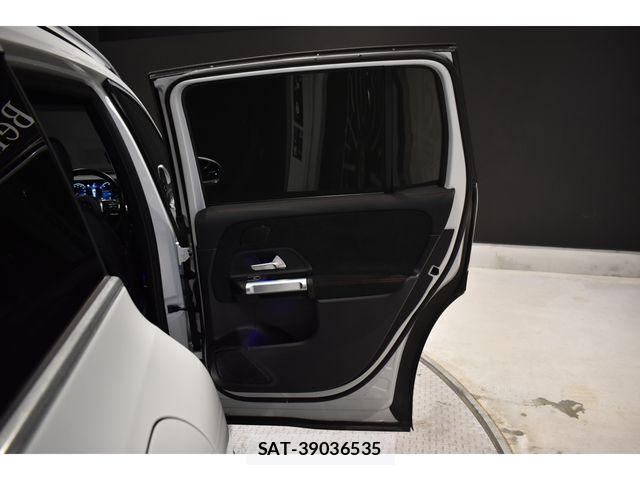 Mercedes Benz EQB 2023-09 6995578-10