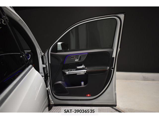 Mercedes Benz EQB 2023-09 6995578-5
