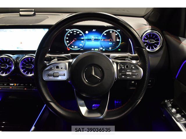 Mercedes Benz EQB 2023-09 6995578-7