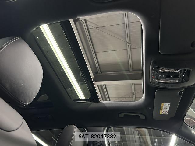 Mercedes Benz EQB 2025-11 7221613-10