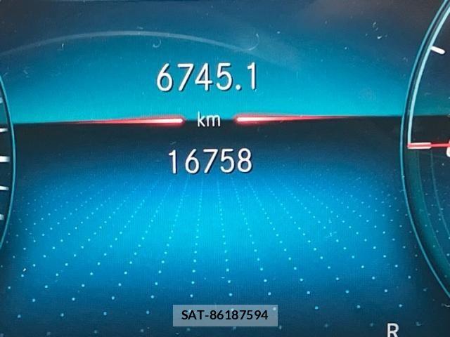 Mercedes Benz EQB 2022-11 7221608-16