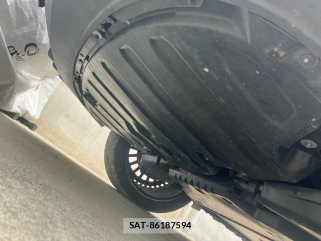 Mercedes Benz EQB 2022-11 7221608-7
