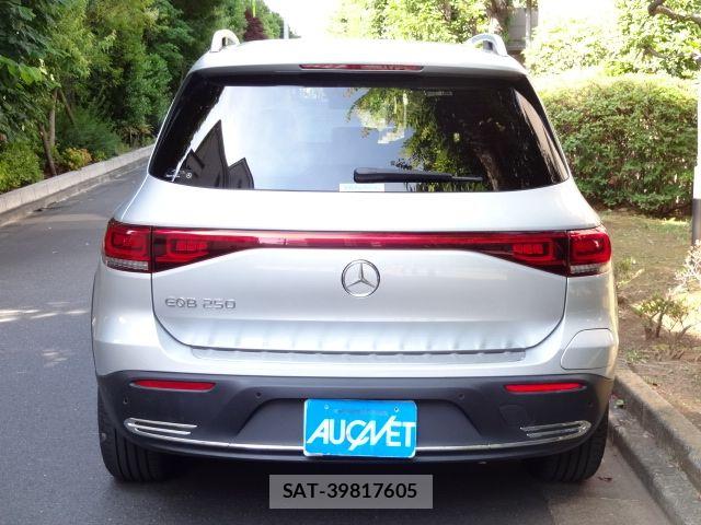 Mercedes Benz EQB 2023-12 7328299-9