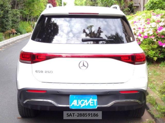 Mercedes Benz EQB 2023-03 7455717-9
