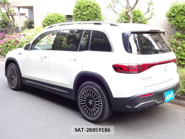 Mercedes Benz EQB 2023-03 7455717-2