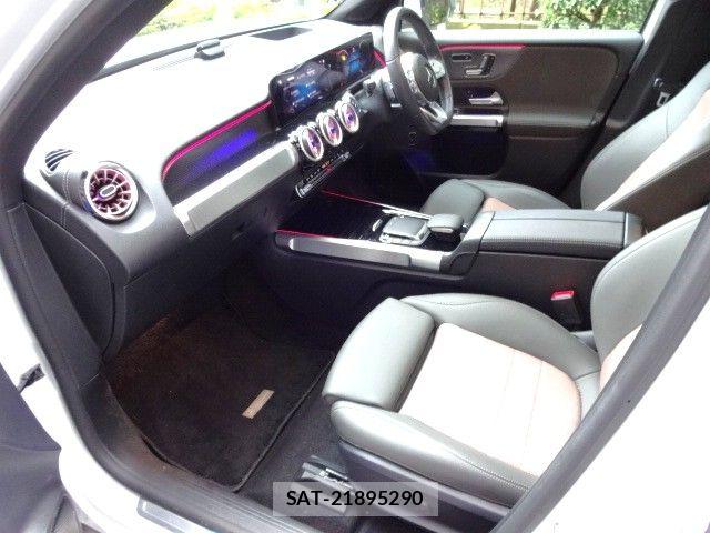 Mercedes Benz EQB 2023-08 7877699-12