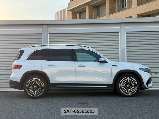Mercedes Benz EQB 2023-07 8366948-14