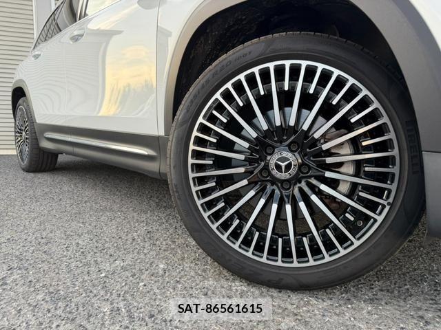 Mercedes Benz EQB 2023-07 8366948-15