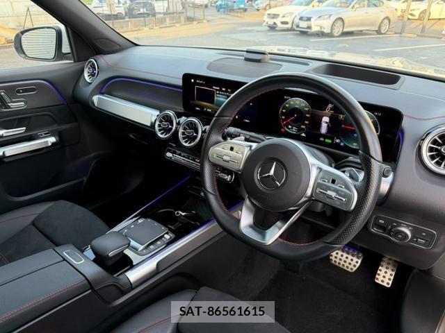 Mercedes Benz EQB 2023-07 8366948-1
