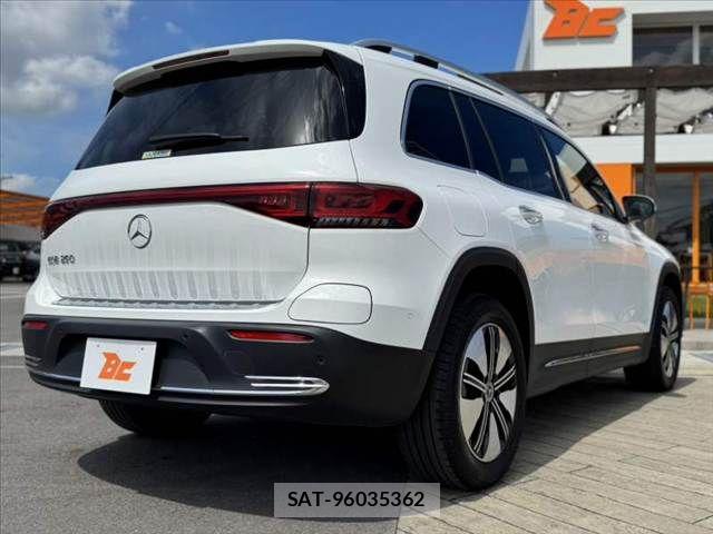 Mercedes Benz EQB 2023-08 8457887-14