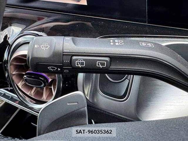 Mercedes Benz EQB 2023-08 8457887-23