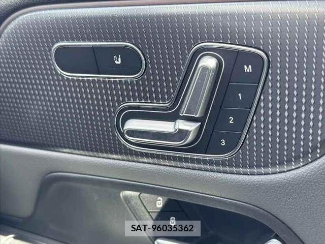 Mercedes Benz EQB 2023-08 8457887-25