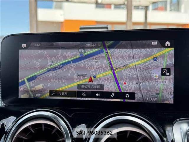 Mercedes Benz EQB 2023-08 8457887-2