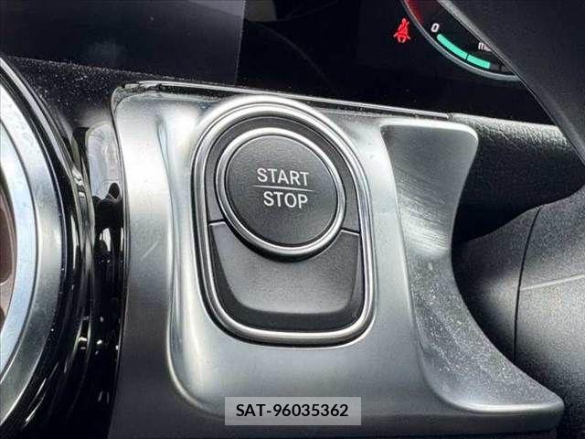 Mercedes Benz EQB 2023-08 8457887-6