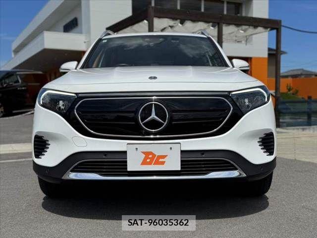 Mercedes Benz EQB 2023-08 8457887-8