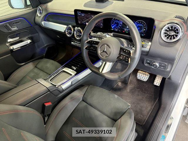 Mercedes Benz EQB 2025-08 8525725-1