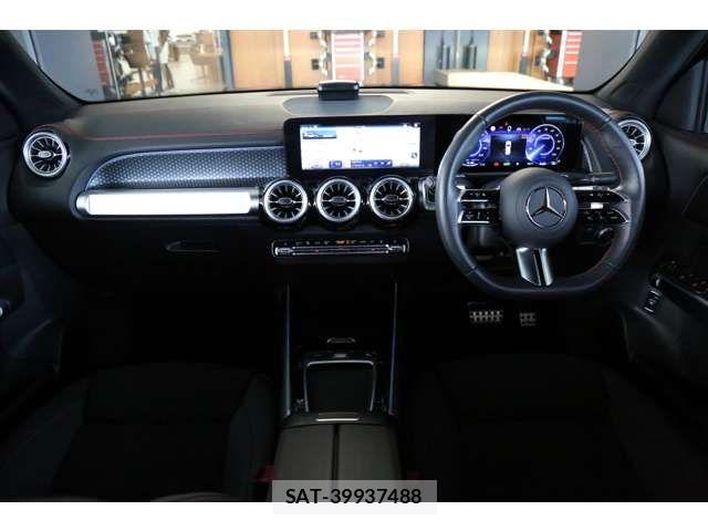 Mercedes Benz EQB 2024-12 8780997-9
