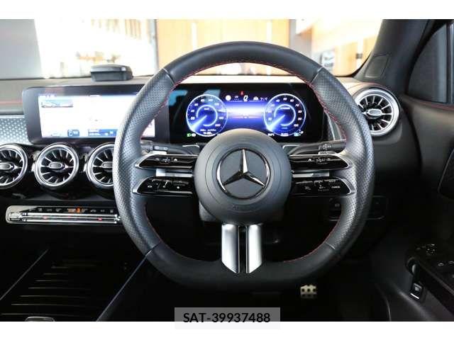 Mercedes Benz EQB 2024-12 8780997-8
