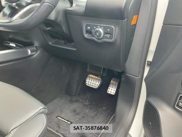 Mercedes Benz EQB 2023-12 8849769-18