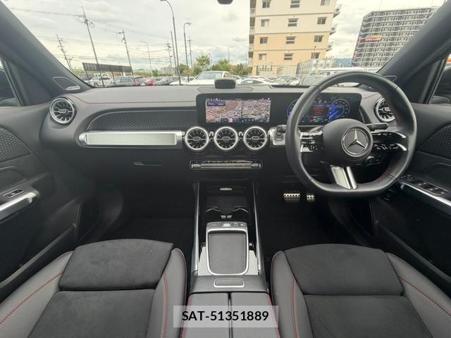 Mercedes Benz EQB 2025-07 8880731-10