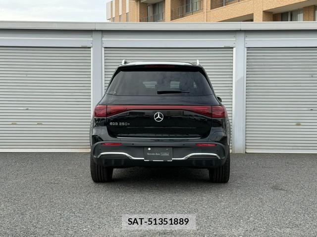 Mercedes Benz EQB 2025-07 8880731-14