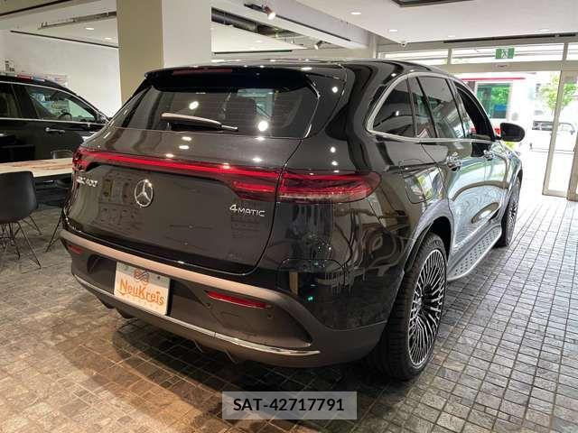 Mercedes Benz EQC 2021-12 7501459-14
