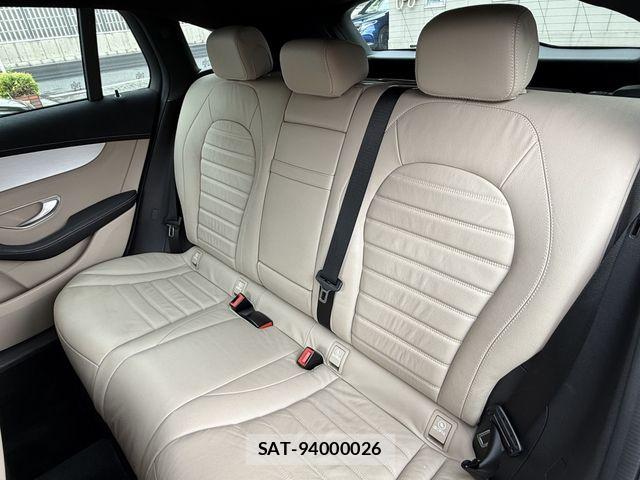 Mercedes Benz EQC 2021-06 7786944-12