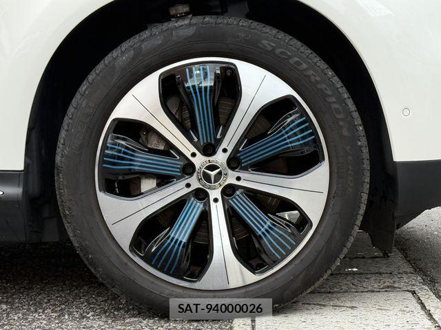 Mercedes Benz EQC 2021-06 7786944-8