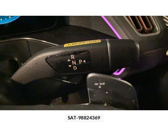 Mercedes Benz EQC 2021-09 8366952-16