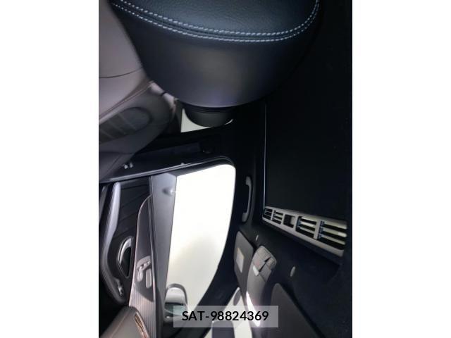 Mercedes Benz EQC 2021-09 8366952-8