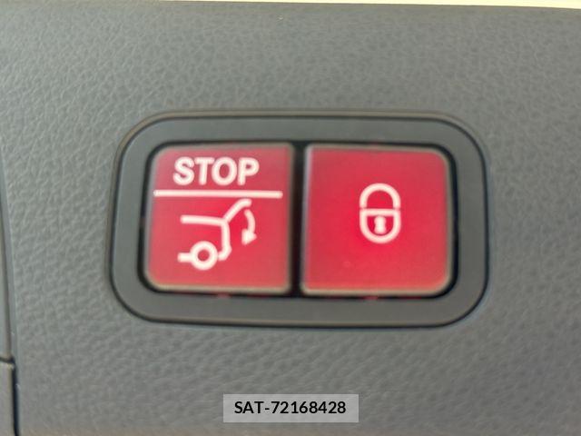 Mercedes Benz EQC 2021-06 8366953-14