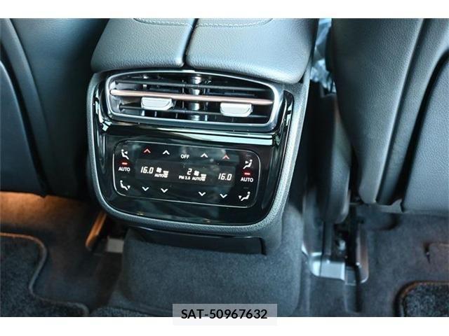 Mercedes Benz EQE 2024-01 1473472-21