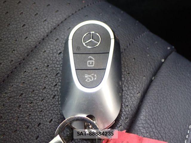 Mercedes Benz EQE 2023-10 4422114-28