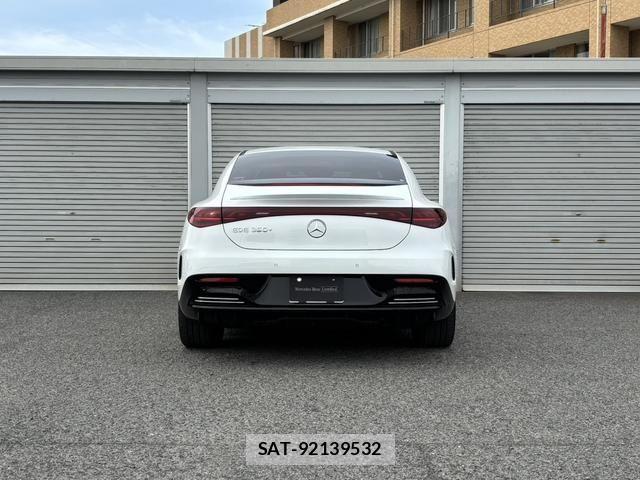 Mercedes Benz EQE 2025-02 4596371-13