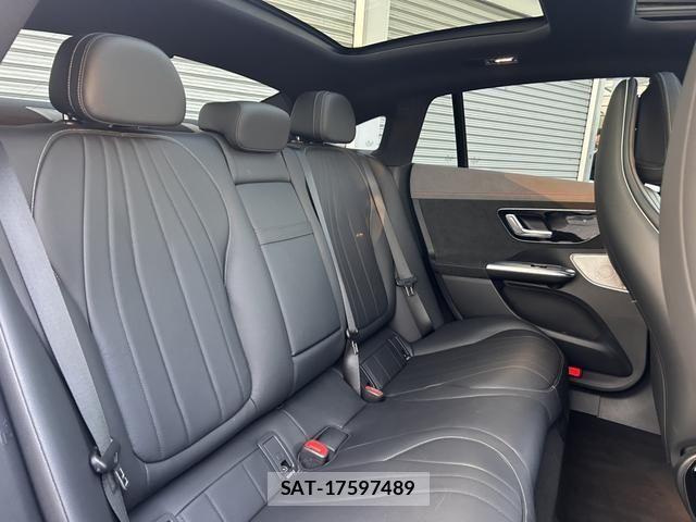 Mercedes Benz EQE 2022-06 6676823-5